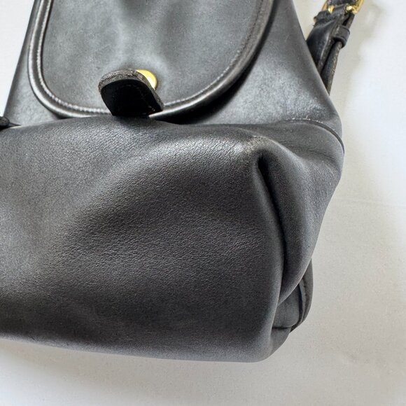 COACH Black Leather Turn Lock Drawstring Daypack Backpack Style 9960 Vintage 90s - Picture 8 of 12